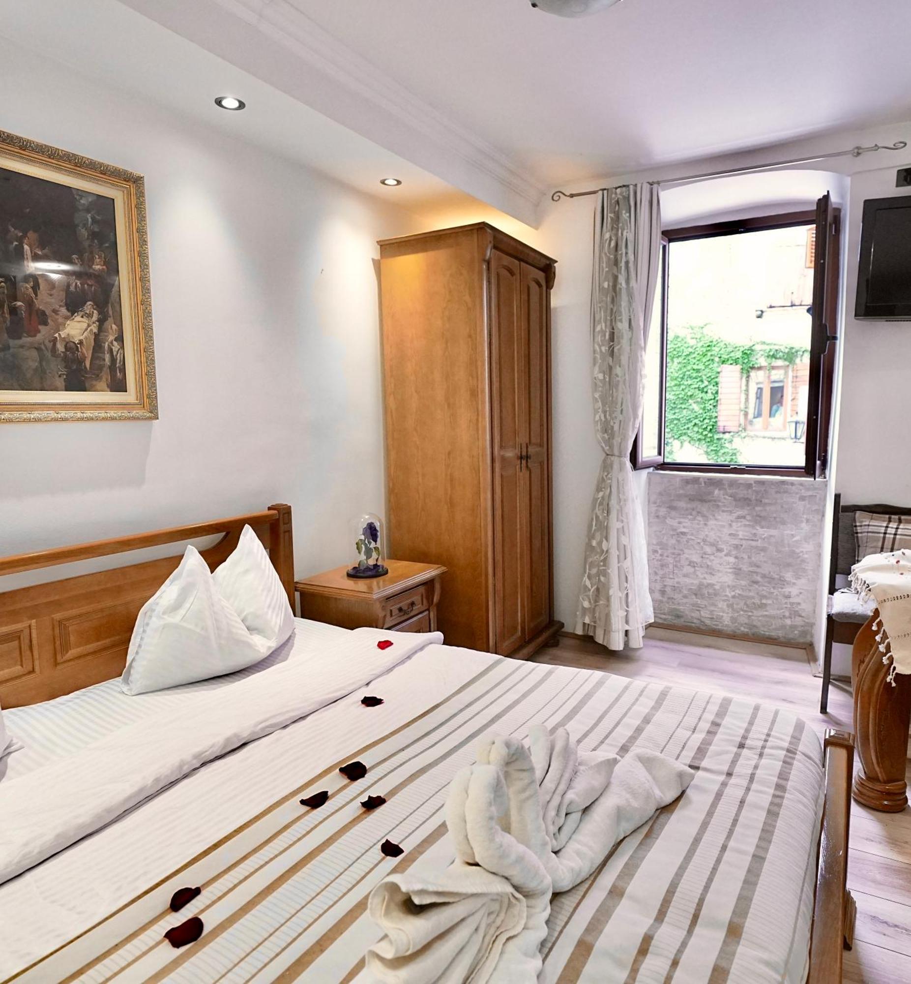 Novi Svet Apartment Kotor Exterior photo