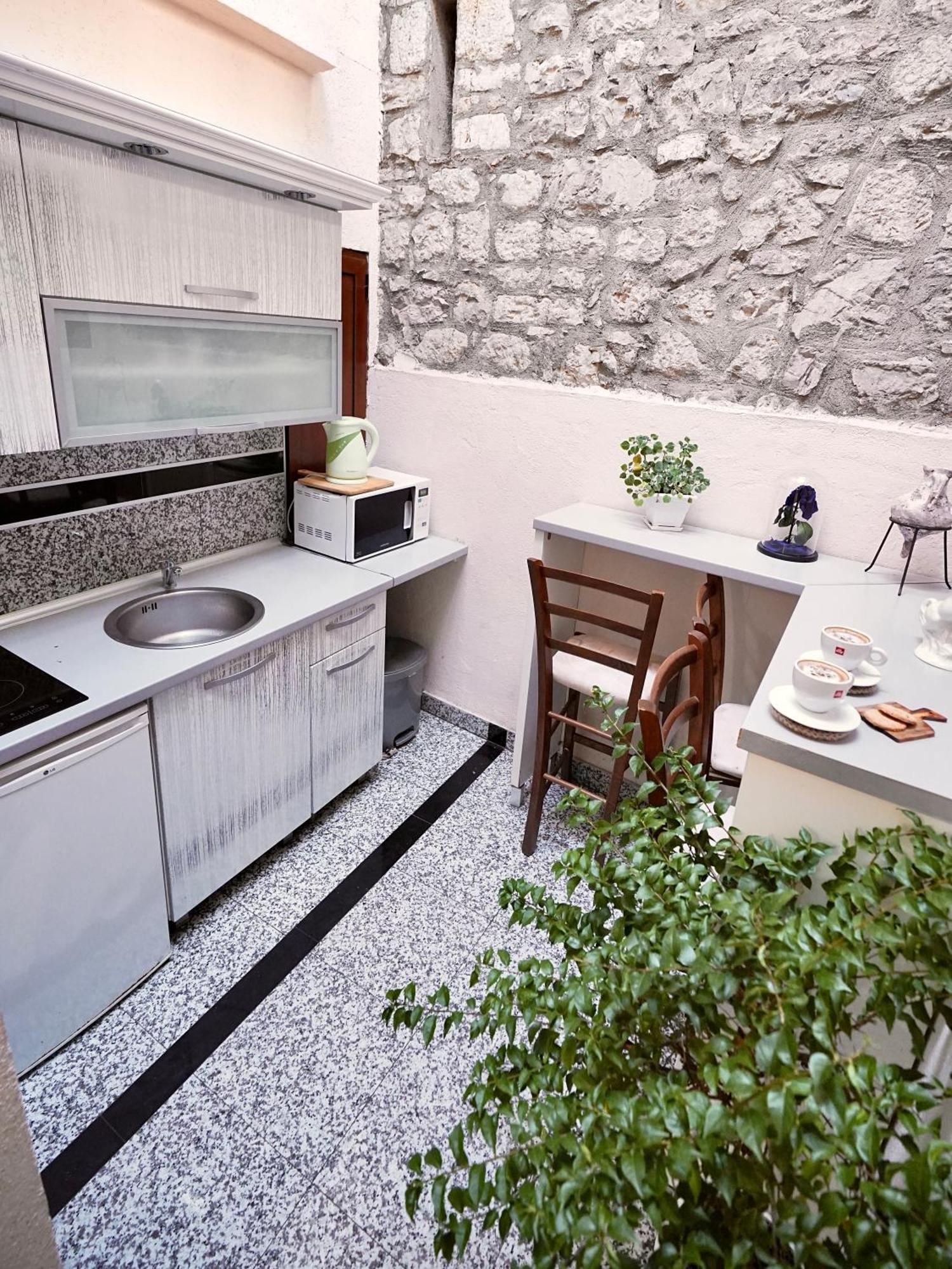Novi Svet Apartment Kotor Exterior photo