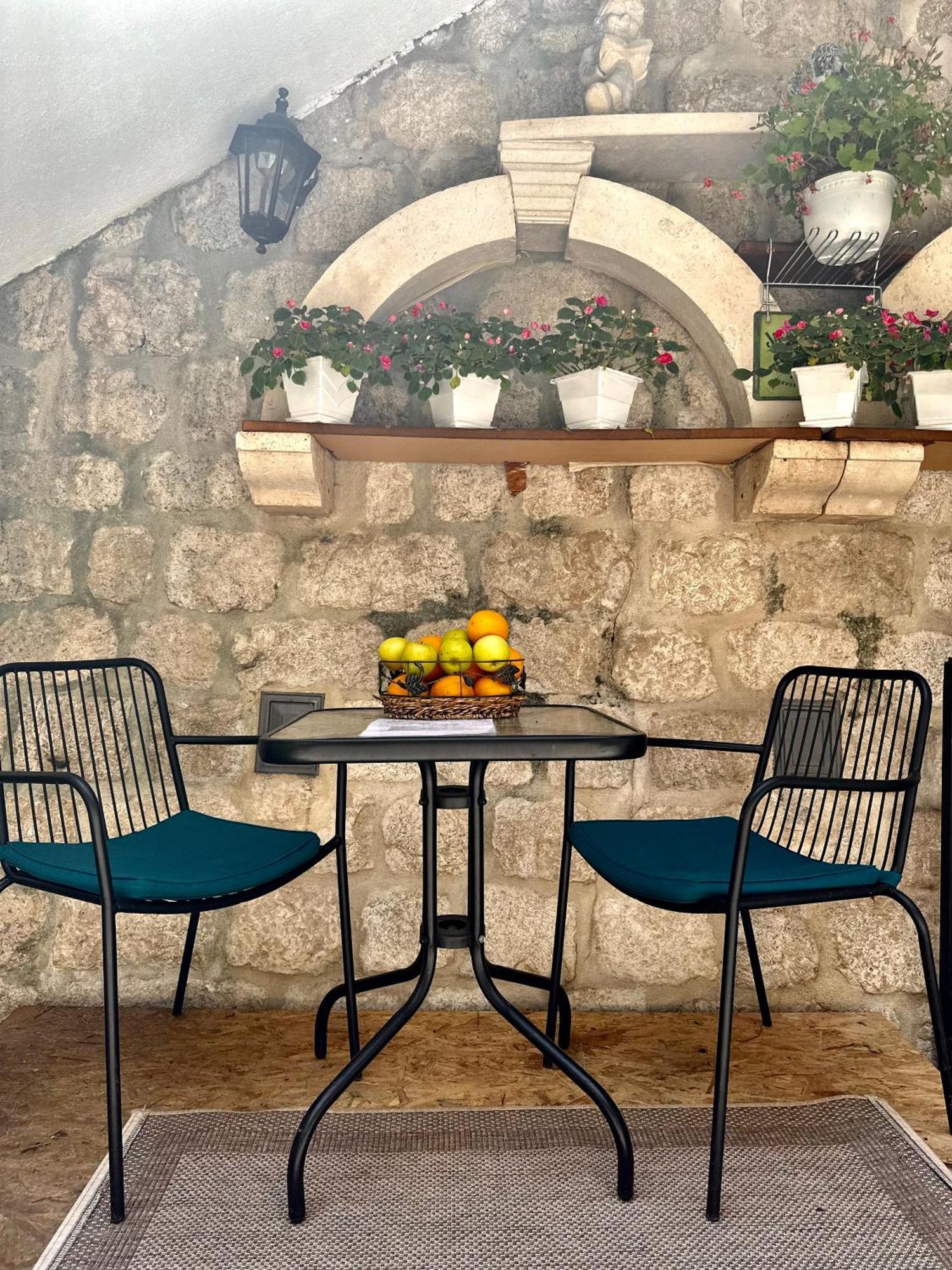 Novi Svet Apartment Kotor Exterior photo